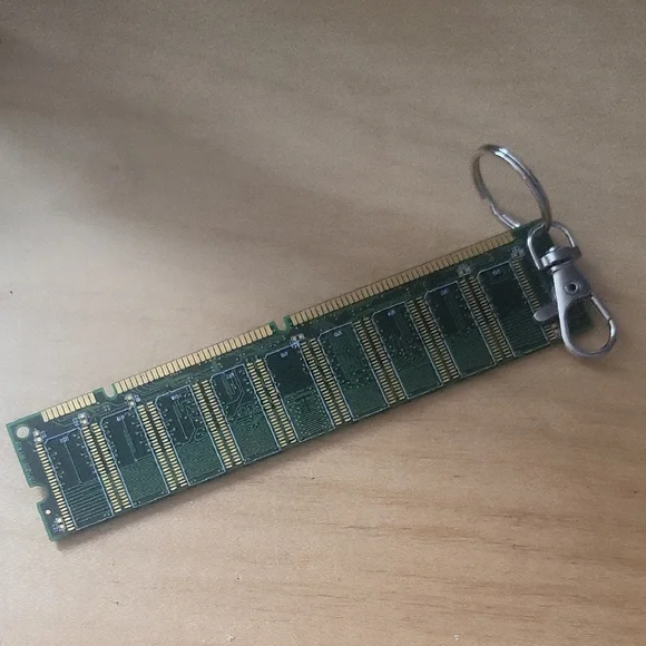 RAM Keychain - Picture 3 of 3